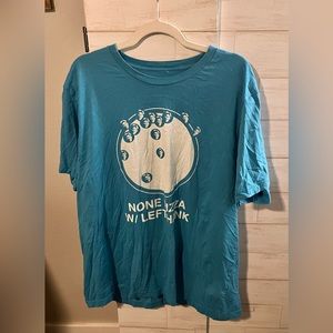 None pizza w/ left Hank tee shirt XXL